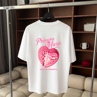 T-Shirt Oversized Primera musa corazon - Omar Courtz